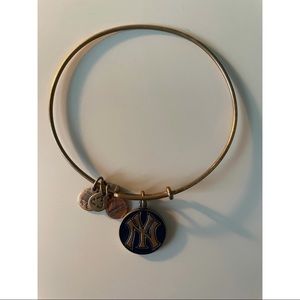 Alex And Ani Bracelet - NY Yankees